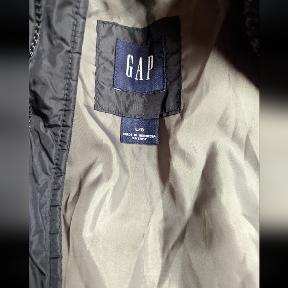 GAP puffer vest sherpa collar - size L - Picture 4 of 4